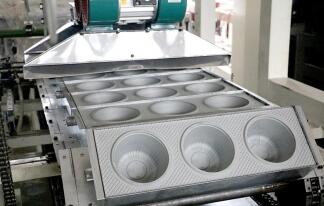 山東餐盒機(jī)哪家性價(jià)比高，真空成型機(jī)廠家推薦